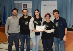 El equipo Back4Good recogiendo el premio local HackForGood Sevilla 2018