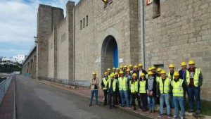 Alumnos de Ingeniería de Caminos visitando la Central Hidroeléctrica de Alcalá del Río de Sevilla