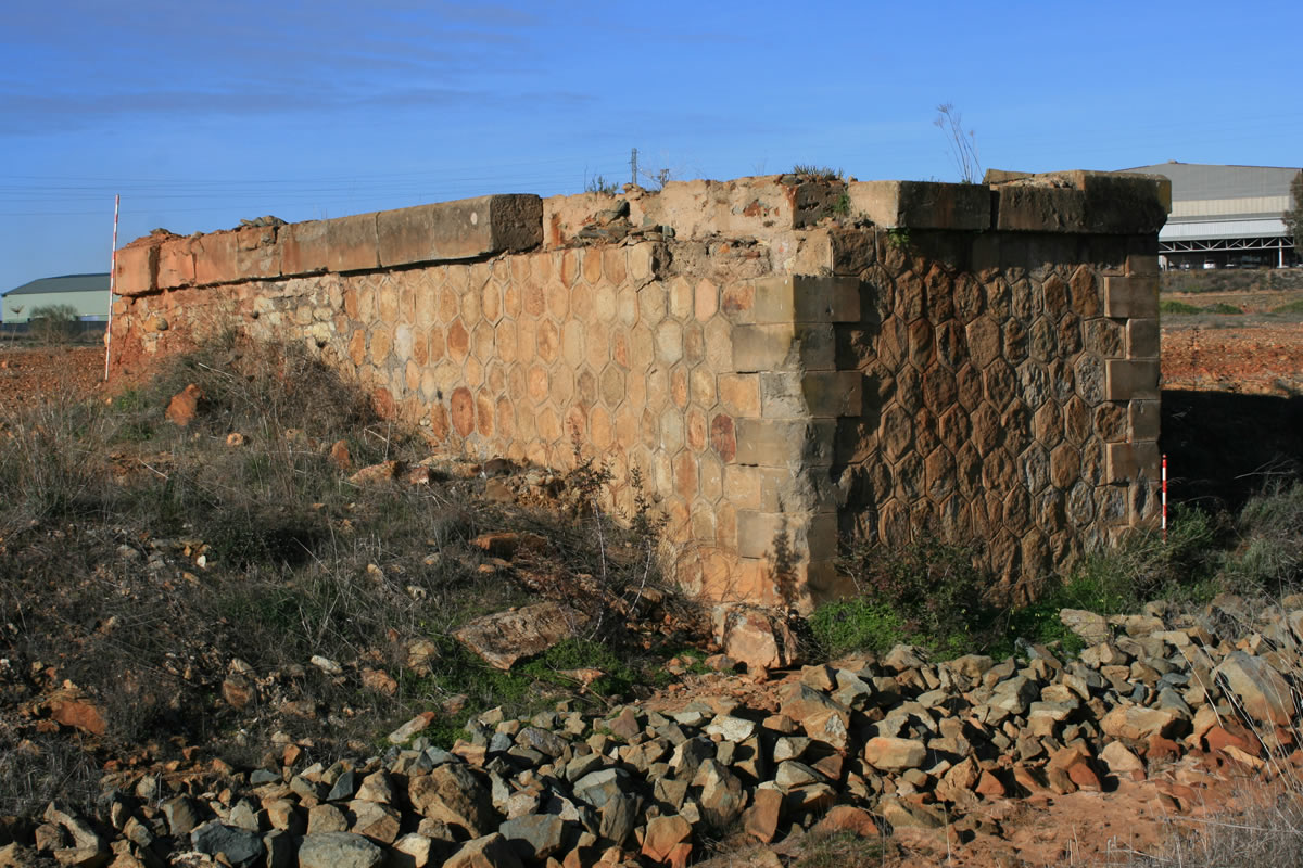 Proyecto Aznalc&oacute;llar
Investigador responsable: Mark Hunt Ortiz,
Dpto. Prehistoria y Arqueolog&iacute;a